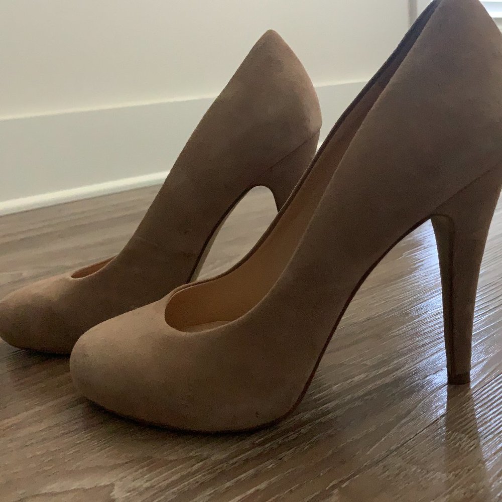 Nine West Suede Leather Pumps in Tan/beige